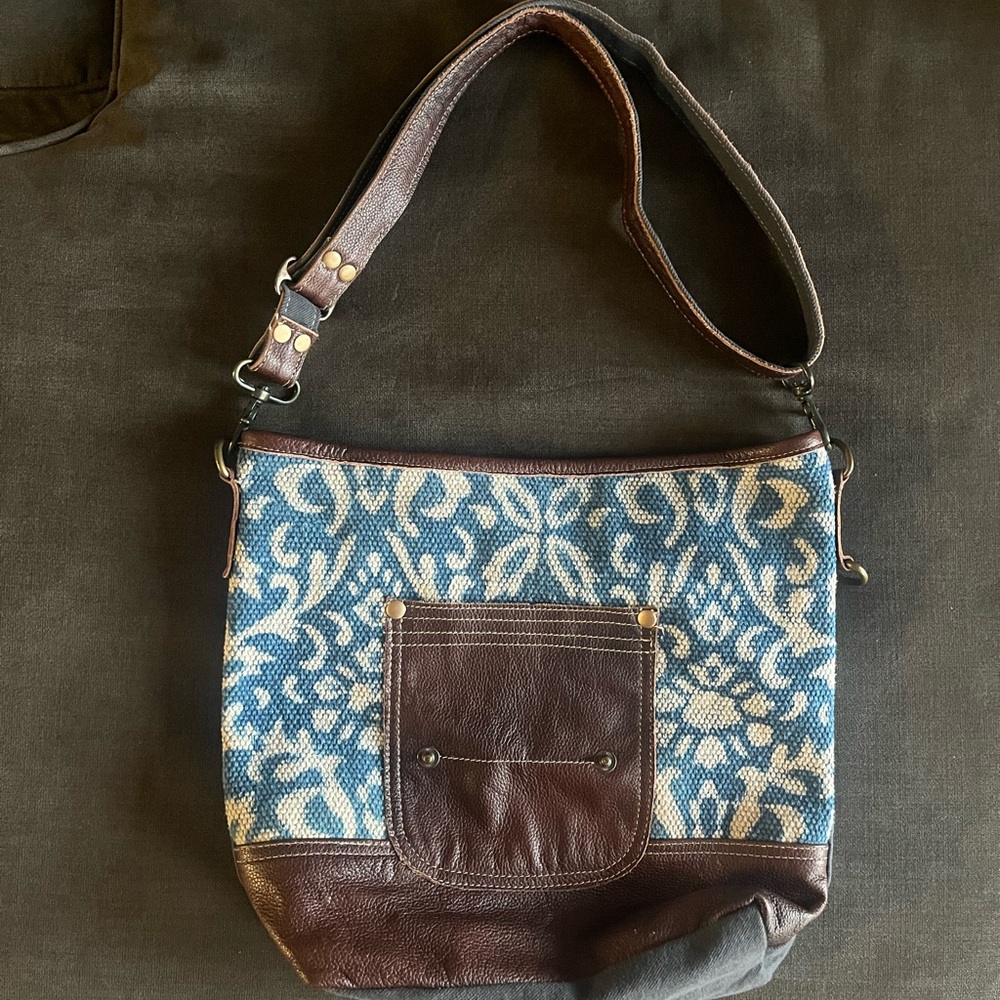 Myra Bag Black and Brown Leather Shoulder Bag